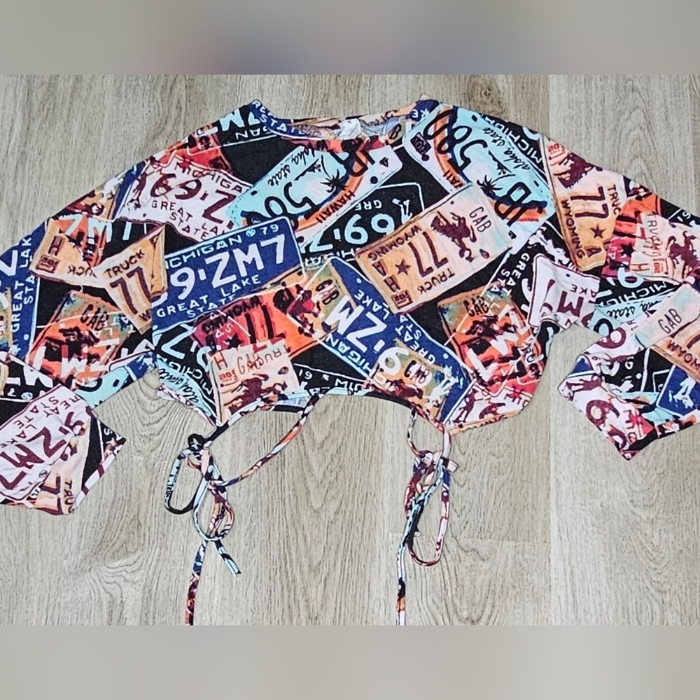 3XL K Glam Longsleeve Graphic Crop Top